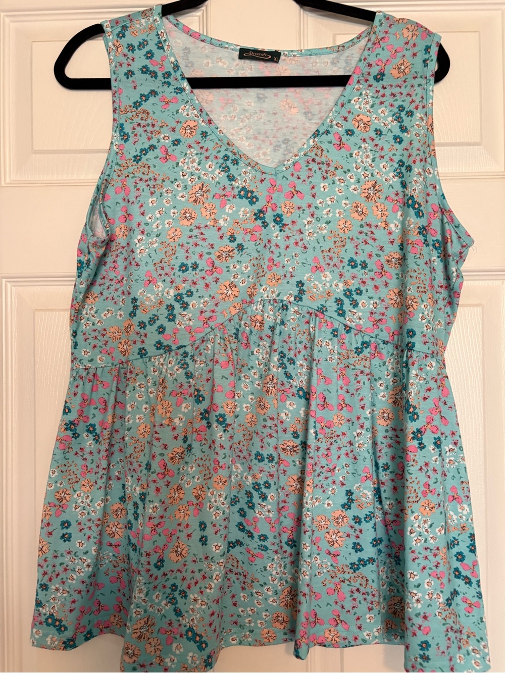 Sleeveless Floral Umpire, V-Neck Tank Top - Aqua